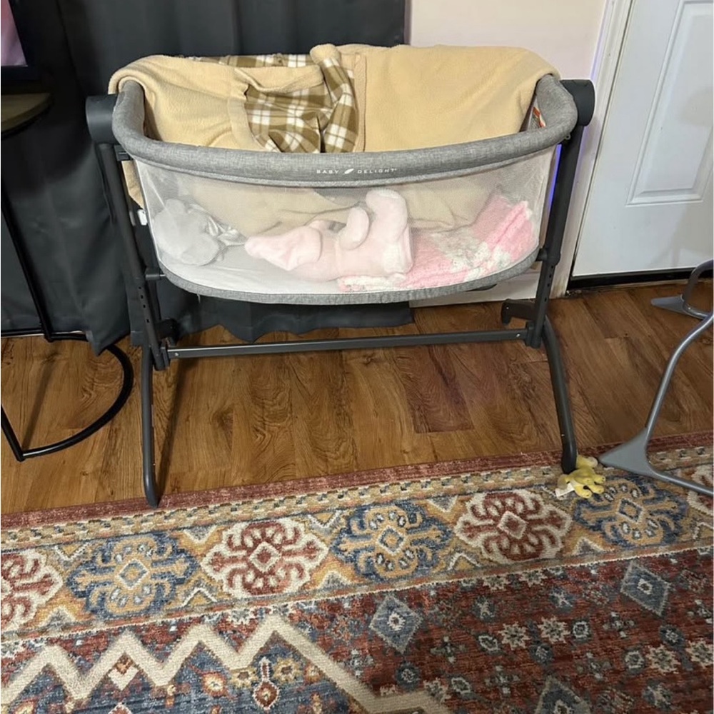Gray and Cream Baby Bassinet